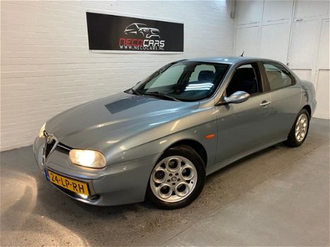 Alfa Romeo 156 - 2.0 JTS Distinctive NIEUWE APK//AIRCO//RIJD SCHAKELD TOP//NAP - 1