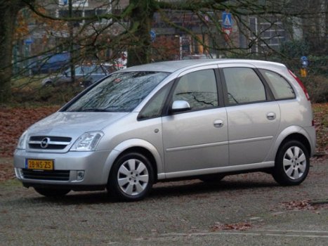 Opel Meriva - 1.6-16V Cosmo - 1