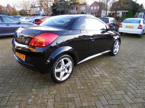 Opel Tigra TwinTop - 1.4-16V Sport / AIRCO / APK / 2004 - 1