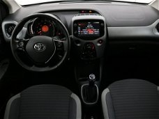 Toyota Aygo - 1.0 5Drs X-Play