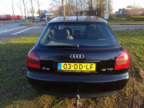 Audi A3 - 1.9 TDI Attraction Gewoon lekker goedkoop rijden en 3 drs stuurbekrachting met apk - 1