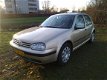 Volkswagen Golf - 1.9 TDI Comfortline Gewoon lekker goedkoop rijden en 5 drs stuurbekrachting met ap - 1 - Thumbnail