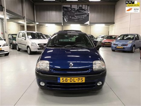 Renault Clio - 1.4 RN NAP|NIEUWEAPK|LAGEKM|BOEKJES|GOEDESTAAT - 1