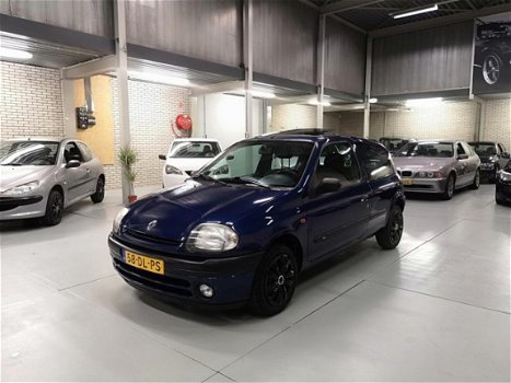 Renault Clio - 1.4 RN NAP|NIEUWEAPK|LAGEKM|BOEKJES|GOEDESTAAT - 1