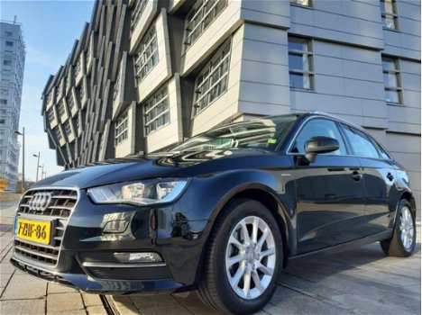 Audi A3 Sportback - 1.4 TFSI Attraction Pro Line g-tron EX-BTW, 1e EIGENAAR, NAP, AUTOMAAT - 1