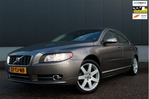 Volvo S80 - 2.5 T Momentum Prachtig / NWE DISTR / LPG - 1