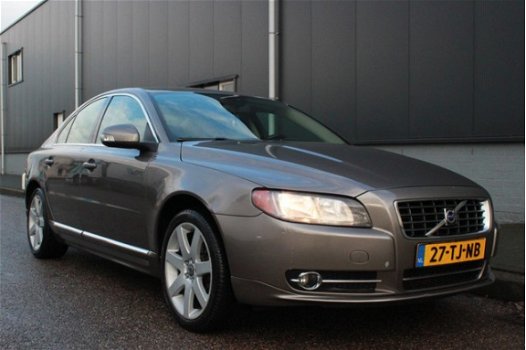 Volvo S80 - 2.5 T Momentum Prachtig / NWE DISTR / LPG - 1