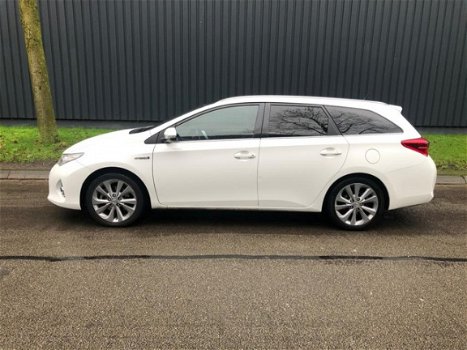 Toyota Auris Touring Sports - 1.8 Hybrid Lease Dealer Onderhouden, Automaat, Navigatie, Climate, Cru - 1