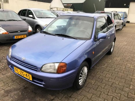 Toyota Starlet - 1.3-16V - 1