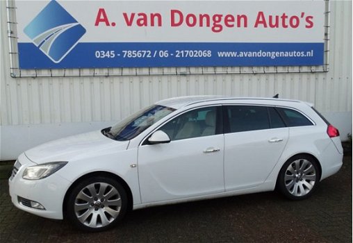 Opel Insignia Sports Tourer - 2.0 TURBO COSMO Automaat - 1