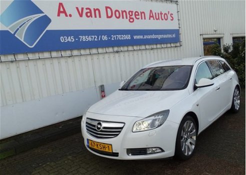 Opel Insignia Sports Tourer - 2.0 TURBO COSMO Automaat - 1