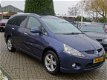 Mitsubishi Grandis - 2.4 LPG 2011 EXPORT - 1 - Thumbnail