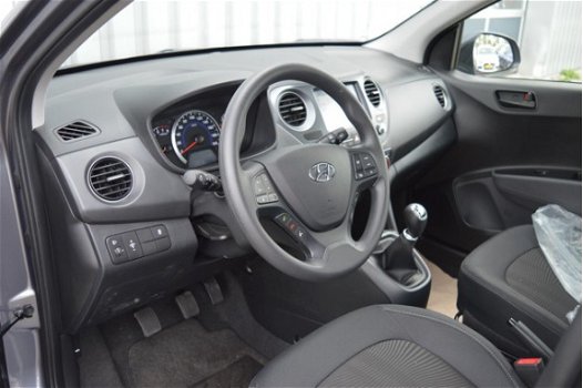 Hyundai i10 - 1.0i 66pk Comfort ( Navigatie ) - 1