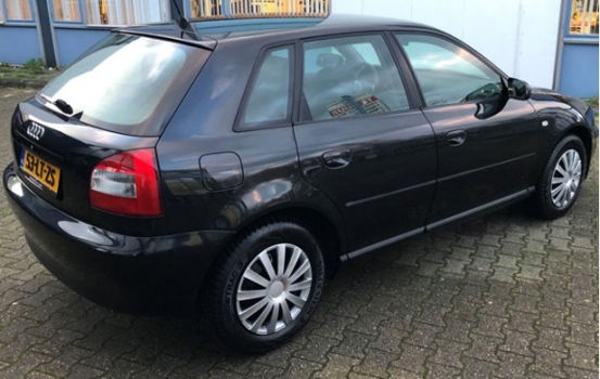 Audi A3 - 1.6 Attraction VOLLEDIG ONDERHOUDEN - 1