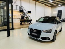 Audi A1 - 1.4 TFSI Ambition Pro Line Business S-Tronic Automaat, Panorama dak, Special Color Edition