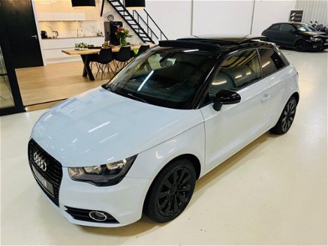 Audi A1 - 1.4 TFSI Ambition Pro Line Business S-Tronic Automaat, Panorama dak, Special Color Edition - 1