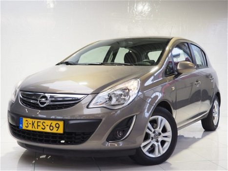 Opel Corsa - 1.2-16V Berlin | 5 deurs | Airco | Slechts 70.253km | Dealeronderhouden | - 1