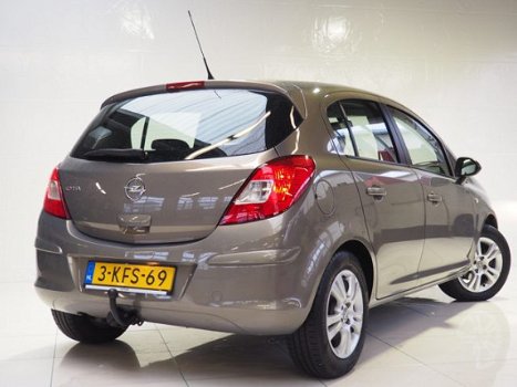 Opel Corsa - 1.2-16V Berlin | 5 deurs | Airco | Slechts 70.253km | Dealeronderhouden | - 1