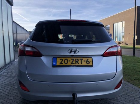 Hyundai i30 Wagon - 1.6 CRDi Business Edition - 1