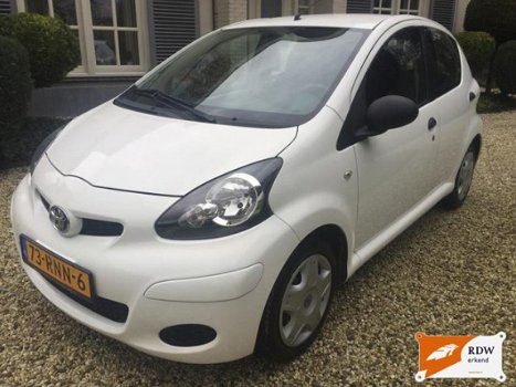 Toyota Aygo - 1.0 12v VVT-i Cool - 1