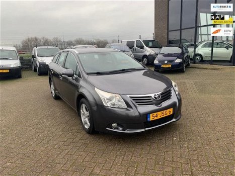 Toyota Avensis Wagon - 1.6 VVTi Dynamic - 1