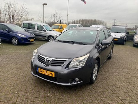 Toyota Avensis Wagon - 1.6 VVTi Dynamic - 1