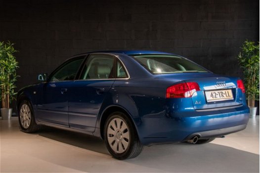 Audi A4 - 2.0 Pro Line | Automaat | Cruise | Bluetooth | Climate | Stoelverwaming | NAP | Nieuwstaat - 1