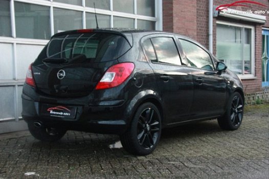 Opel Corsa - 1.4-16V Sport, Airco, 17Inch, Voll - 1