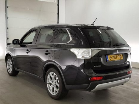 Mitsubishi Outlander - 2.0 PHEV Business Edition X-Line - 1