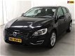 Volvo V60 - 2.4 D6 AWD Plug-In Hybrid R-Design - 1 - Thumbnail