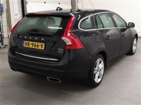 Volvo V60 - 2.4 D6 AWD Plug-In Hybrid R-Design - 1