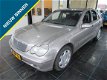 Mercedes-Benz C-klasse - 200 CDI Classic BETROUWBAAR AUTO DEALER ONDERHOUD - 1 - Thumbnail