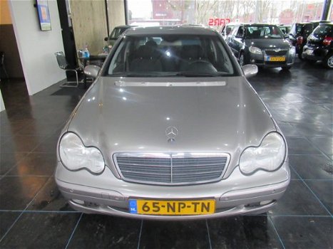 Mercedes-Benz C-klasse - 200 CDI Classic BETROUWBAAR AUTO DEALER ONDERHOUD - 1