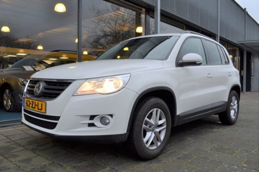 Volkswagen Tiguan - 1.4 TSI Comfort&Design 4Motion | Airco | Navi | Cruise | Trekhaak | - 1