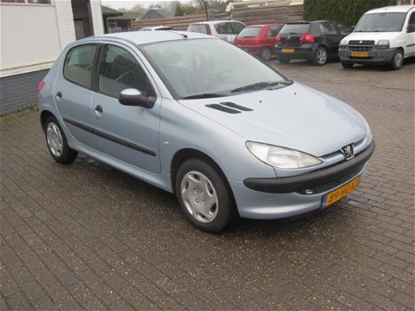 Peugeot 206 - 1.4 5D XT - 1