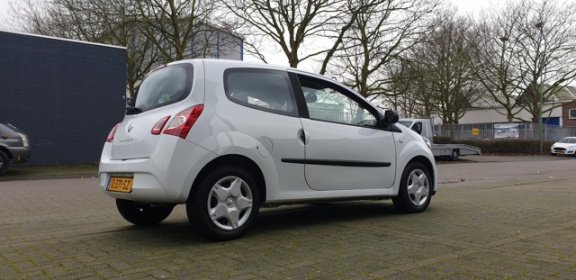 Renault Twingo - 1.2 16V Acces Bj 2014 Lage km... APK - 1