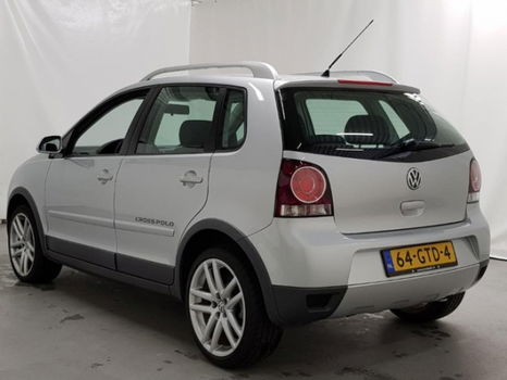 Volkswagen Polo - 1.6-16V Cross - 1