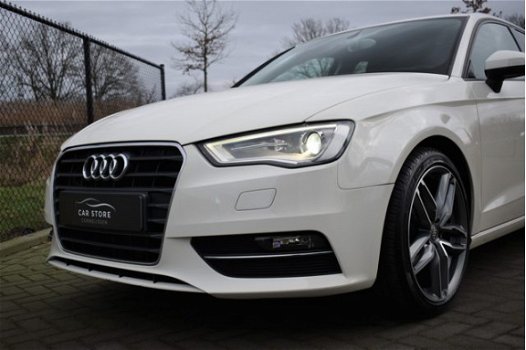 Audi A3 Sportback - 1.4 TFSI S-TRONIC / MMI / DRIVE SELECT / S3 / NL AUTO / SPORTSTOELEN / NAP - 1