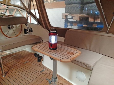 Intercruiser 28 Cabin - 7