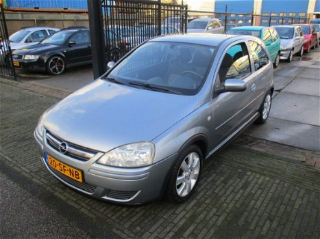 Opel Corsa - 1.2-16V Silverline, *Airco, * zeer nette auto - 1