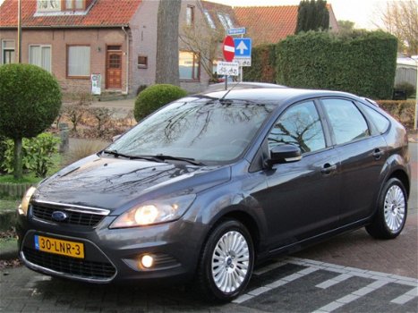 Ford Focus - 1.8 Limited /5DRS/CLIMAAT/CRUISE-CONTROL/NAVI/LM/APK10-2020 - 1