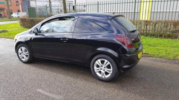 Opel Corsa - 1.2-16V Edition grootscherm navigatie cruise camera zwart - 1