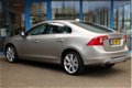 Volvo S60 - 2.0T Aut Summum Plus Leder - Schuifdak - Camera - Zeer compleet - 1 - Thumbnail