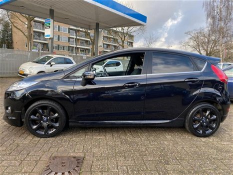 Ford Fiesta - 1.25 Titanium SPORT PAKKET *AIRCO*ENGINE SOUNDSYSTEEM*ELEKTR. RAMEN* LM VELGEN*BOEKJES - 1