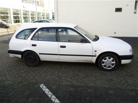 Toyota Corolla Wagon - 1.6-16V Terra GEEN AIRCO...GEEN AIRCO - 1