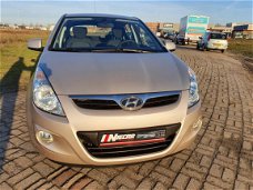 Hyundai i20 - 1.2i i-Motion AIRCO / Weinig km's