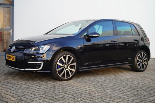Volkswagen Golf - 1.4 TSI 204pk DSG GTE | Excl. Btw | Navi pro | Pdc | Climate | Cruise - 1