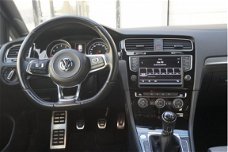 Volkswagen Golf - 1.2 TSI 105pk Highline | R-line in- en exterieurpakket | Navi pro | Climate | 18'L