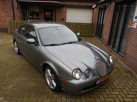 Jaguar S-type - 4.2 V8 R S/C Supercharged Youngtimer - 1