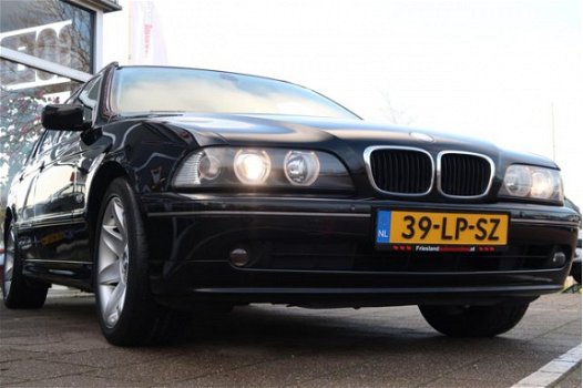 BMW 5-serie Touring - 520i Edition e39 / Youngtimer / Zeer netjes / 2003 - 1
